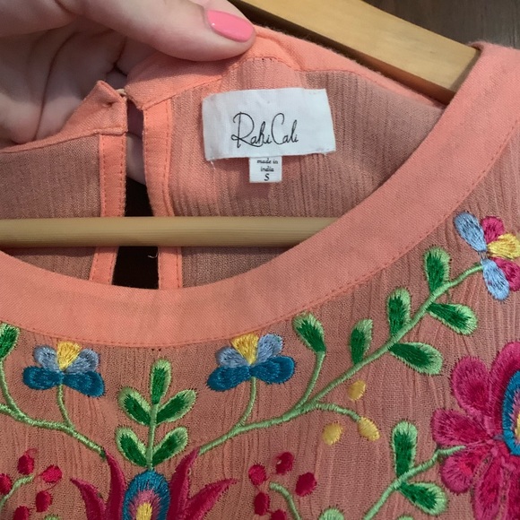 Rahi Cali Embroidered Dress - Picture 4 of 7